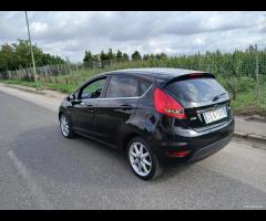 Ford Fiesta 1.4 TDCi 5p. Modello Titanium - 6