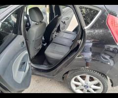 Ford Fiesta 1.4 TDCi 5p. Modello Titanium - 9