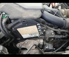 208 1.6 e-HDi 115 CV 5 porte Allure NuovA - 15