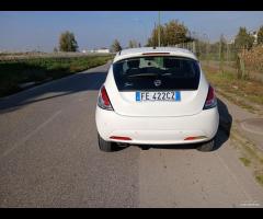 Lancia Ypsilon 1.3 MJT 16V 95 CV 5 porte Platinum - 8