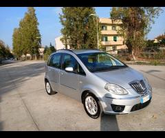 Lancia MUSA 1.3 Mjt 95 CV 5th Avenue anno 2011