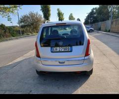 Lancia MUSA 1.3 Mjt 95 CV 5th Avenue anno 2011 - 8