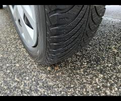 Yaris 1.0 5 porte Km Certificati GaranziA ufficial - 12