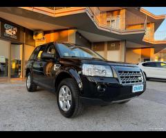 Land Rover Freelander 2.2 SD4 160 CV - 8