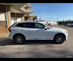 Volvo XC60 D5 AWD Geartronic Kinetic - 9