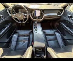 Volvo XC60 D5 AWD Geartronic Kinetic - 16