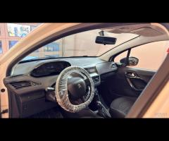 Peugeot 208 1.4 HDi 68 CV 5 porte Van - 9