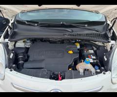 Fiat 500L 1.6 Multijet 105 CV Trekking Bicolore 16 - 20