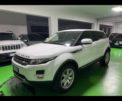 Land Rover Range Evoque 2.2 TD4 5p. Pure