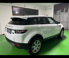 Land Rover Range Evoque 2.2 TD4 5p. Pure - 6