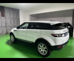 Land Rover Range Evoque 2.2 TD4 5p. Pure - 8
