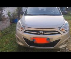 Hyundai i10 1.1 69cv - Garanzia 12 Mesi