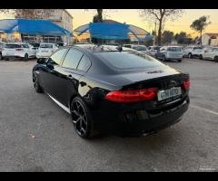 Jaguar XE 2.0 D Turbo aut. R-Sport - 6