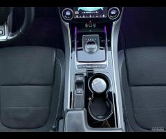 Jaguar XE 2.0 D Turbo aut. R-Sport - 16