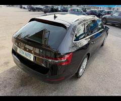 Skoda Superb 2.0 TDI 150 CV SCR DSG Wagon - 11