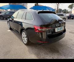 Skoda Superb 2.0 TDI 150 CV SCR DSG Wagon - 23