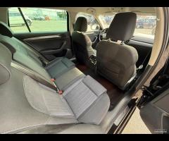 Skoda Superb 2.0 TDI 150 CV SCR DSG Wagon - 25
