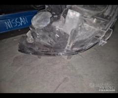 Faro Anteriore Destro Per Peugeot 308 2015 - 12