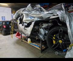 Ferrari FF F151 6.3 V12 2016 Demolita per ricambi