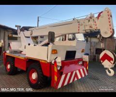 AUTOGRU MARCA BENCINI