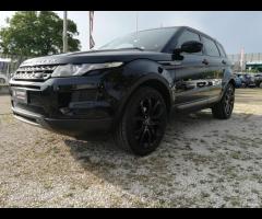 LAND ROVER - Range Rover Evoque - 2.2 TD4 5p. Pure