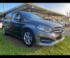 MERCEDES - Classe B - B 180 d Automatic Premium -