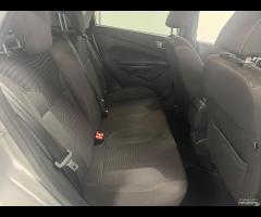 Ford Fiesta 1.5 TDCi 75CV 5 porte Titanium - 13