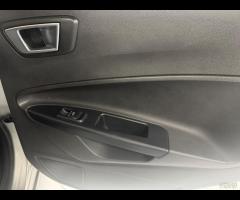 Ford Fiesta 1.5 TDCi 75CV 5 porte Titanium - 14
