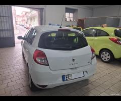 Renault Clio 1.5 dCi 90CV 5 porte unico prop 2012 - 6