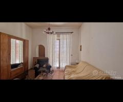 Terreno con fabbricati a Giarre - 9