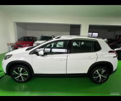 Peugeot 2008 PureTech Turbo 110 EAT6 S&S Allure - 9
