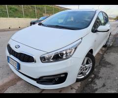 Kia Ceed cee'orte Cool