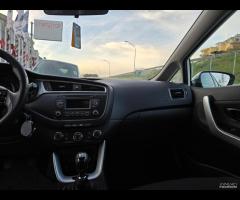 Kia Ceed cee'orte Cool - 7