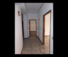 Trilocale con terrazzo in centro a Chiaravalle