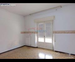 Trilocale con terrazzo in centro a Chiaravalle - 13