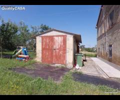 Casale buone condizioni a Monsano - 12