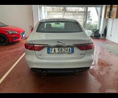 Jaguar XF 3.0 D V6 300CV AUT.PORTFOGLIO