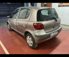 Toyota Yaris 1.0i 16V cat 5 porte