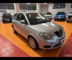Lancia Ypsilon 1.2 Argento