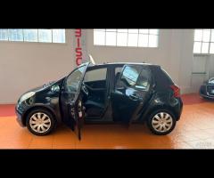 Toyota Yaris 1.3 5 porte - 12