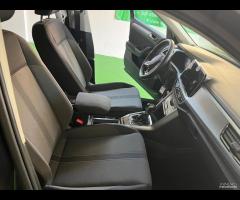 Volkswagen T-Roc 2.0 TDI SCR 150 CV DSG Life - 13