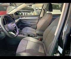 Volkswagen Golf 2.0 TDI 115 CV SCR Life - 10