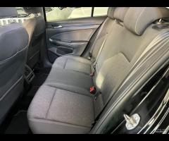 Volkswagen Golf 2.0 TDI 115 CV SCR Life - 11