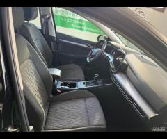 Volkswagen Golf 2.0 TDI 115 CV SCR Life - 12