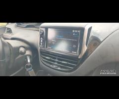 Ricambi Peugeot 208 1.2 B del 2018 motore HM01 - 6