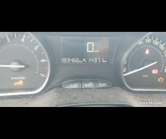 Ricambi Peugeot 208 1.2 B del 2018 motore HM01 - 10