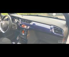 Citroen DS Cabrio 1.6 D del 2014 motore 9H06