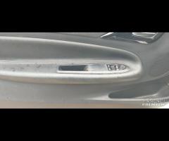 Citroen DS Cabrio 1.6 D del 2014 motore 9H06 - 12