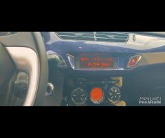 Citroen DS Cabrio 1.6 D del 2014 motore 9H06 - 15