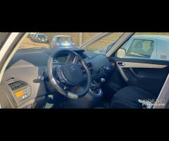 Ricambi Citroen C4 Picasso 1.6 D del 2011 - 6